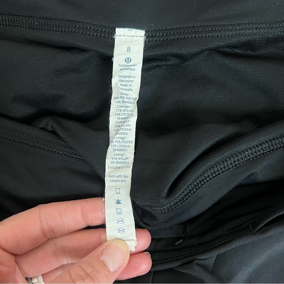 Lululemon speed short 2.5 inseam - Picture 5 of 5